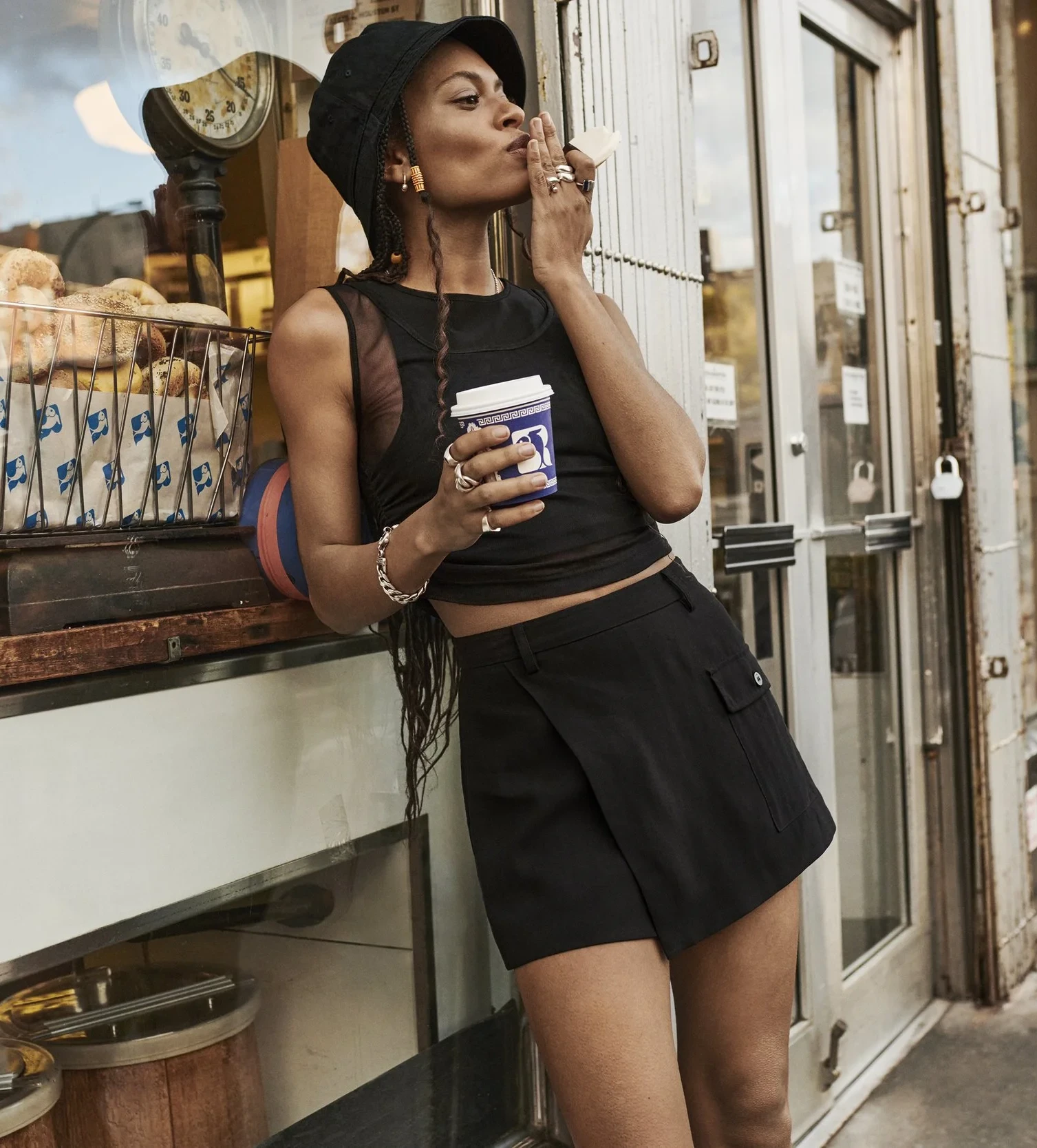 DKNY Spring 2023 - Ad Campaign look 6